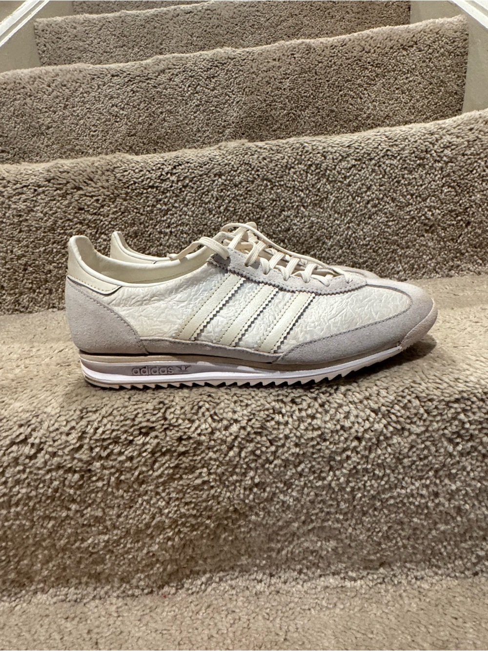 Adidas Tokyo JR3403 - Picture 9 of 11